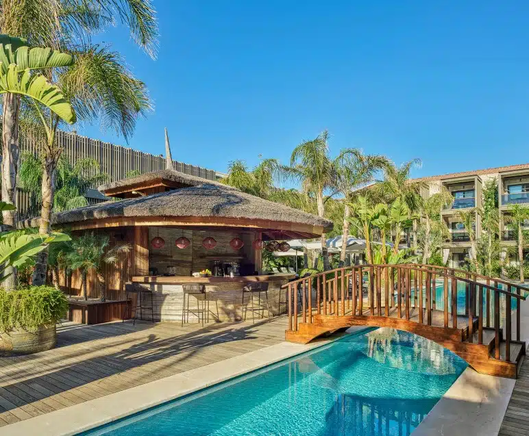 Cocos Court